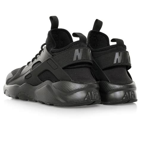 black jeans huarache shoes